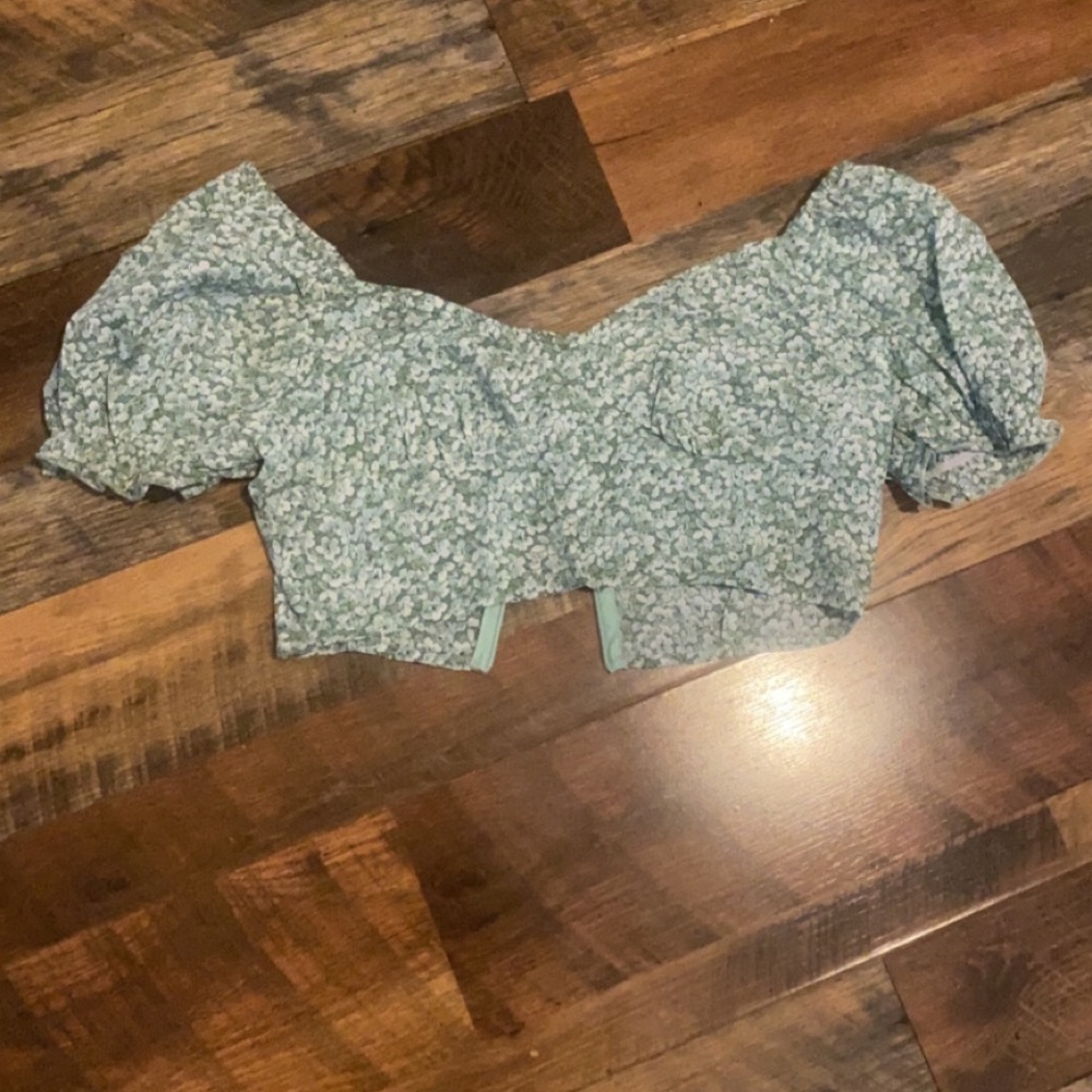 Two Piece Formal Wear Set - Picture 5 of 5